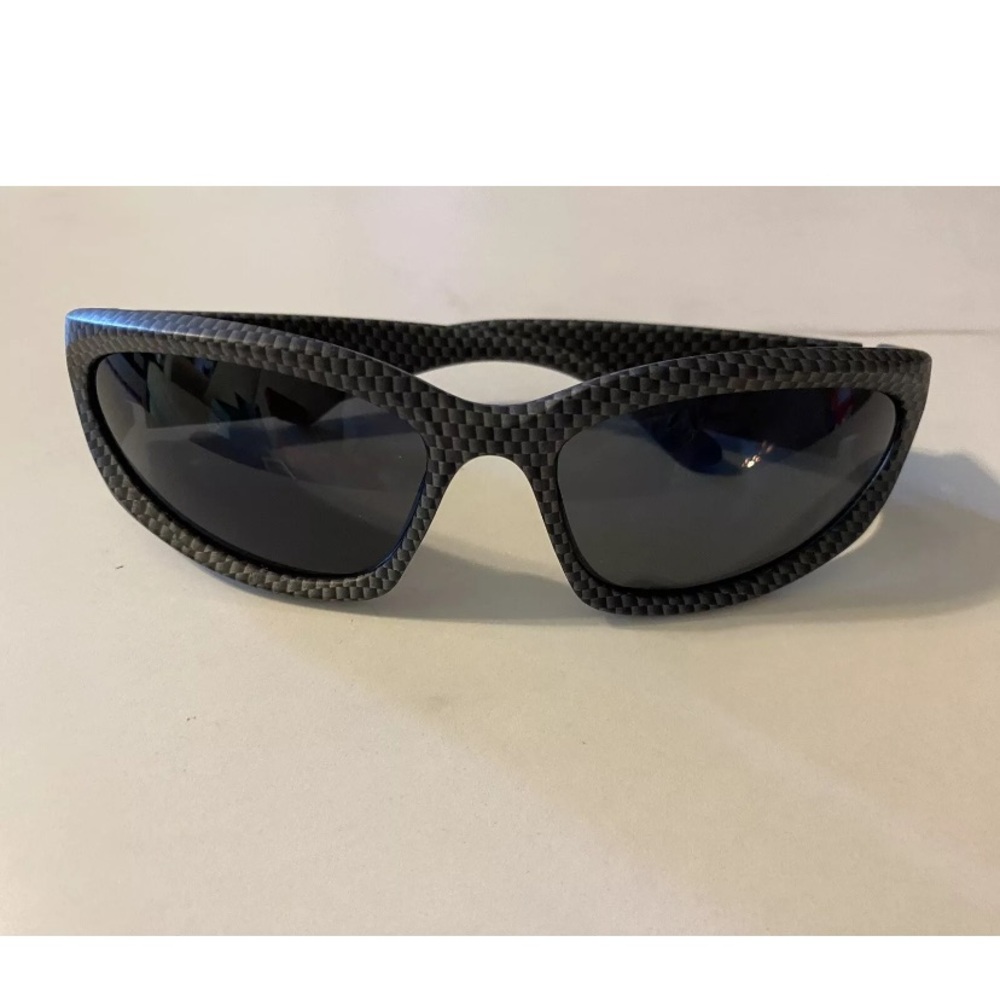 Men’s sunglasses.